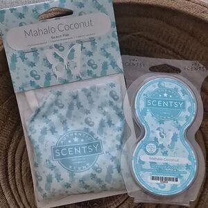 Scentsy Set Includes Mahalo Coconut Scent Pak & Scent Pods